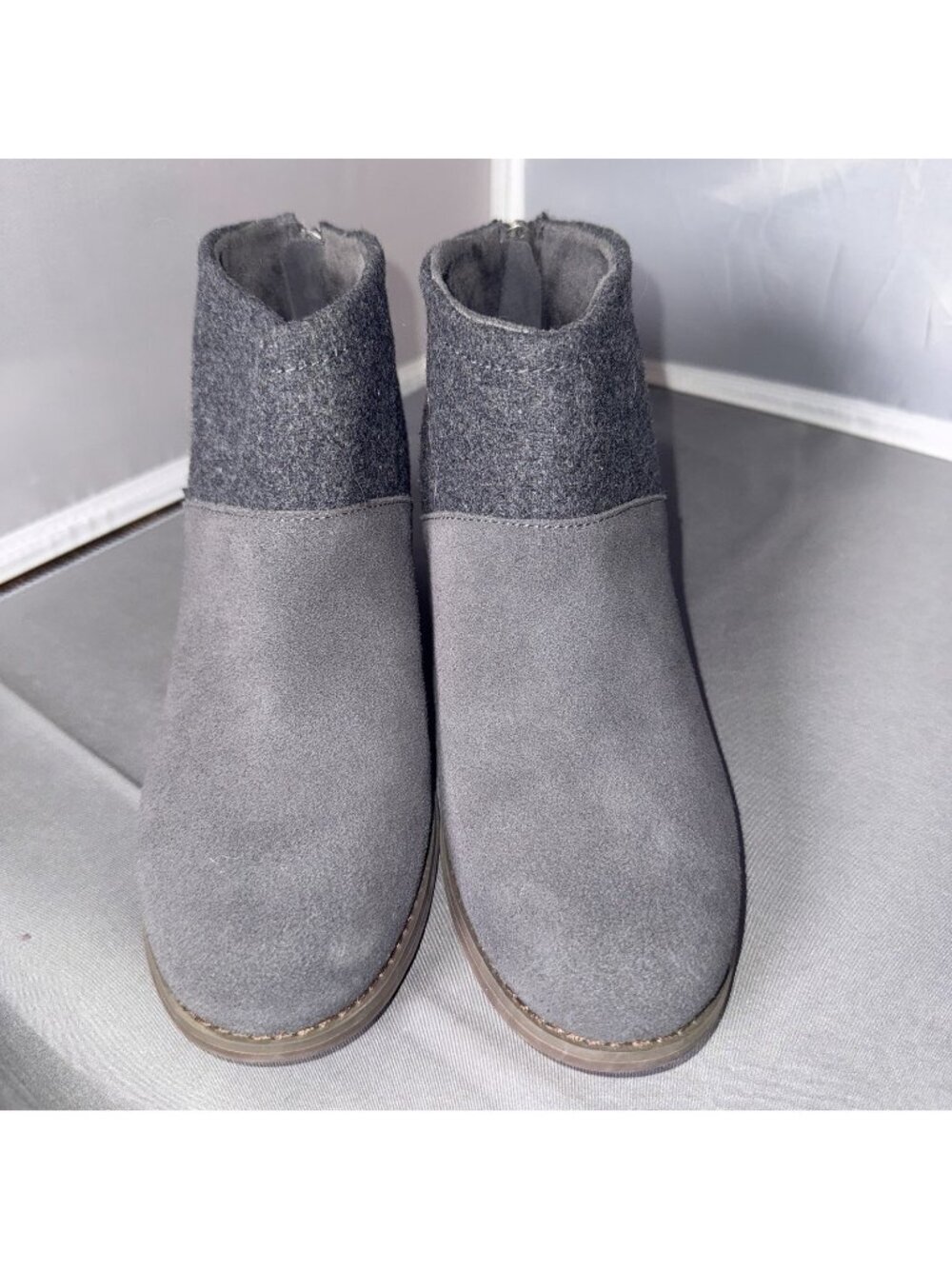TOMS Lacy Grey Suede and Wool Ankle Booties Size 6.5